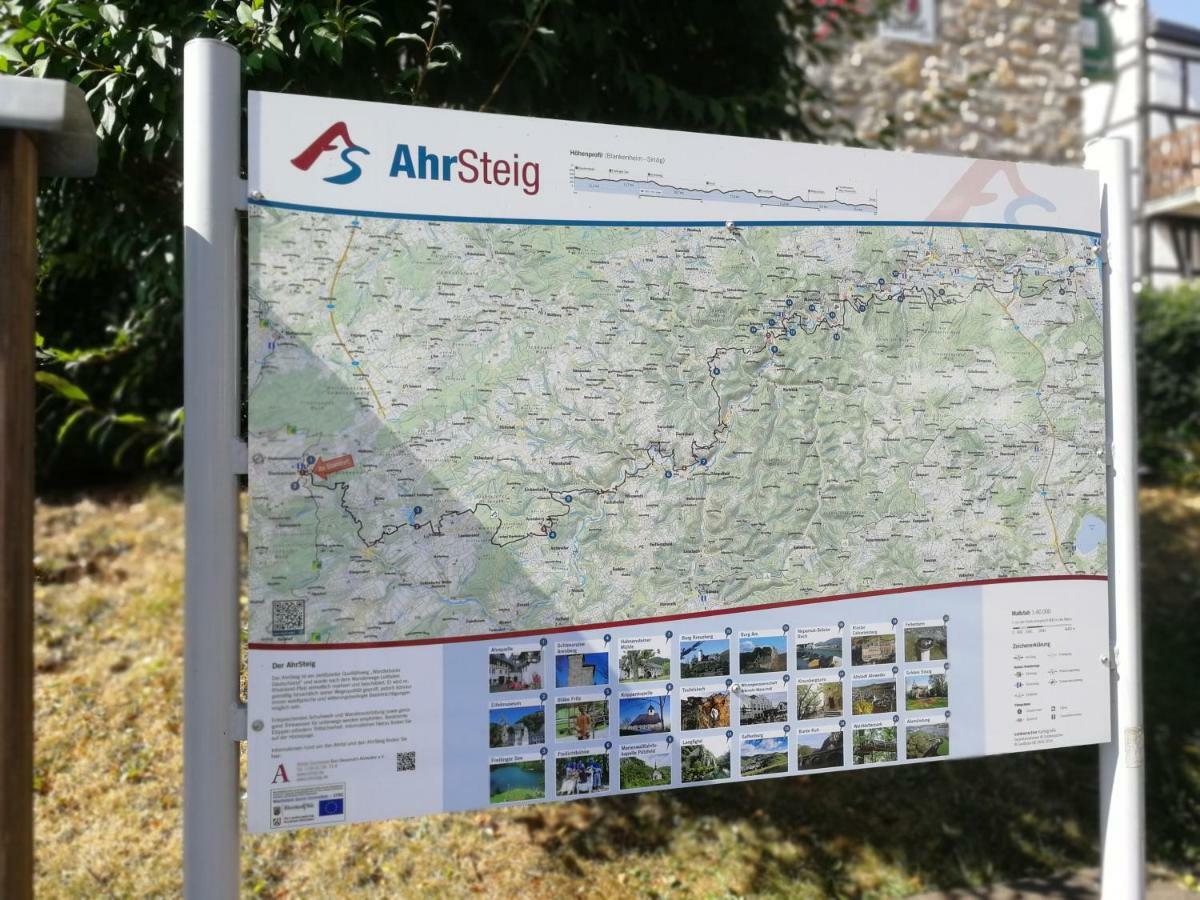 Eifel Ferienhaus Luna Ohlenhard Eksteriør bilde